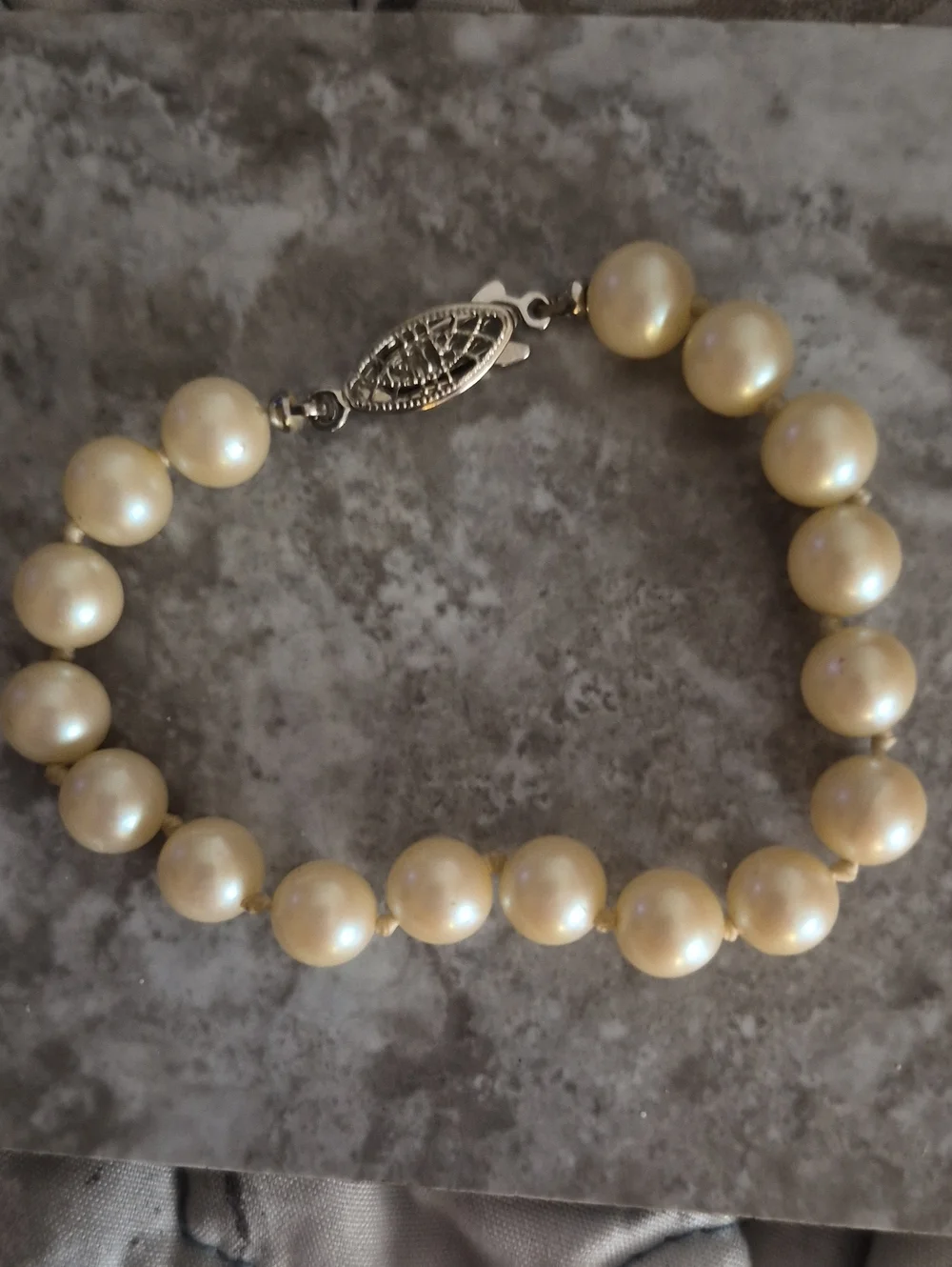 Vintage G Silver 8mm Pearl Hand Knotted German Silver Bracelet Filigree Clasp 7